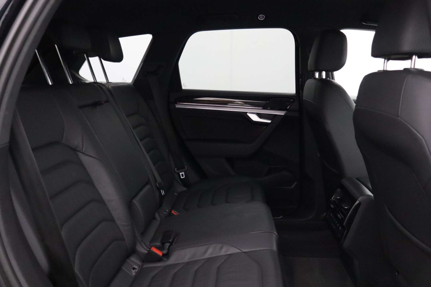 Used Volkswagen Touareg 2019 for sale - 76182669: Photo 19