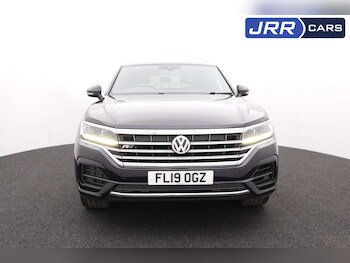 Used Volkswagen Touareg 2019 for sale - 76182669: Photo