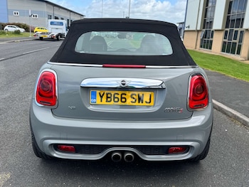 Used MINI Convertible 2017 for sale - 78557885: Photo