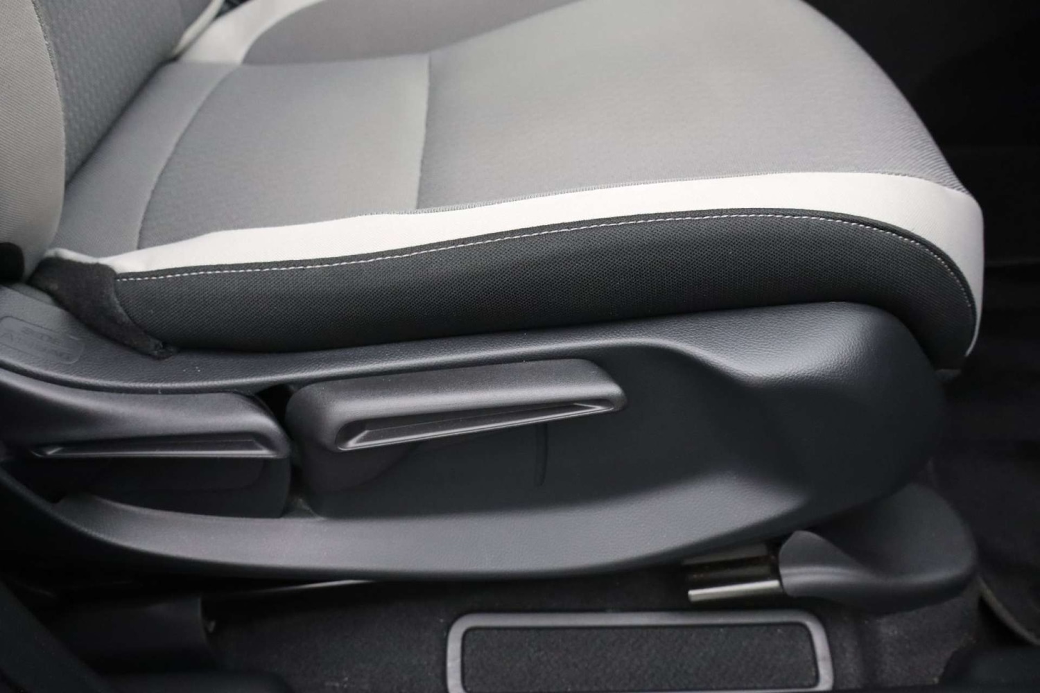 Used Honda Jazz 2023 for sale - 76601750: Photo 19