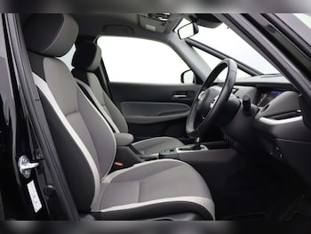 Used Honda Jazz 2023 for sale - 76601750: Photo