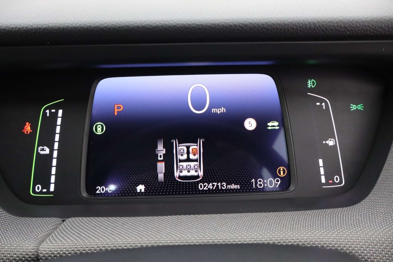 Used Honda Jazz 2023 for sale - 76601750: Photo 34