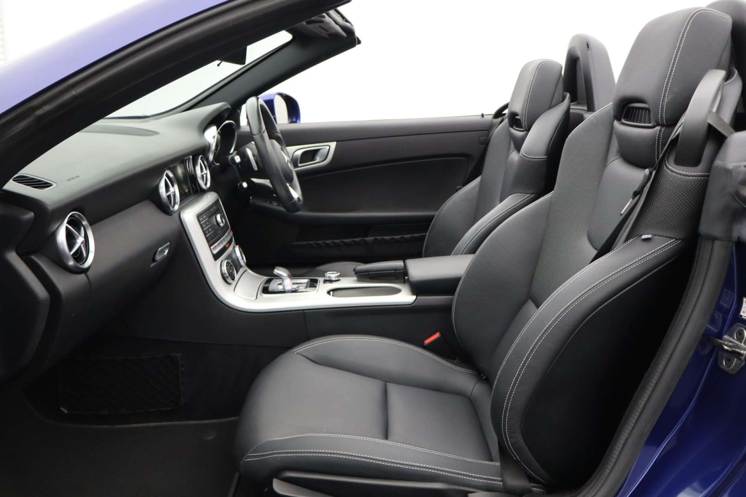 Used Mercedes-Benz SLC 2017 for sale - 76618138: Photo 11