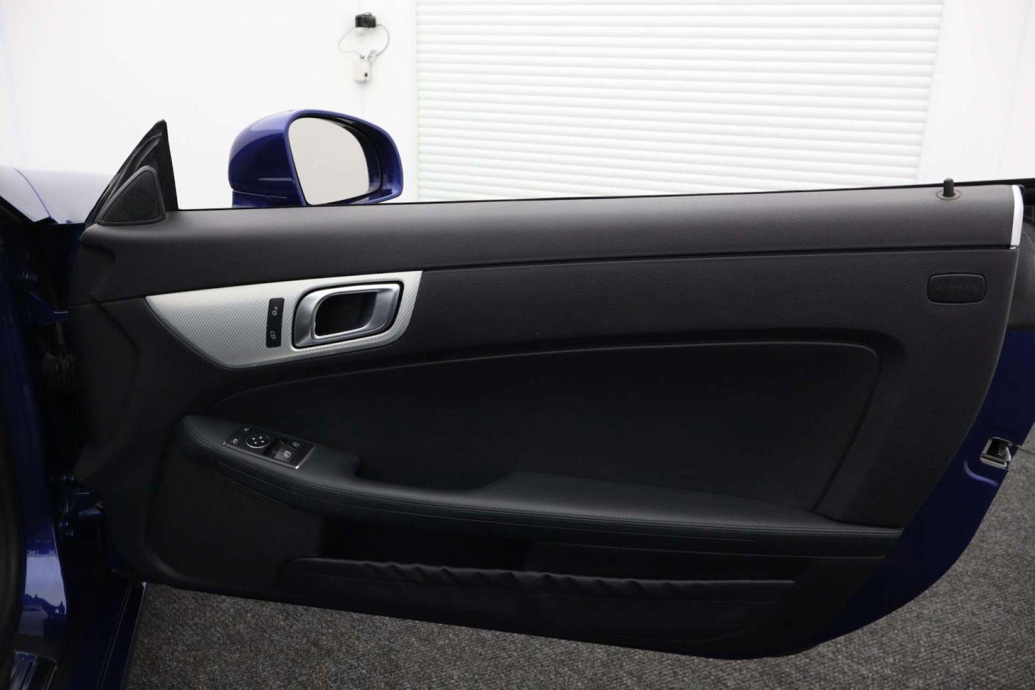 Used Mercedes-Benz SLC 2017 for sale - 76618138: Photo 18