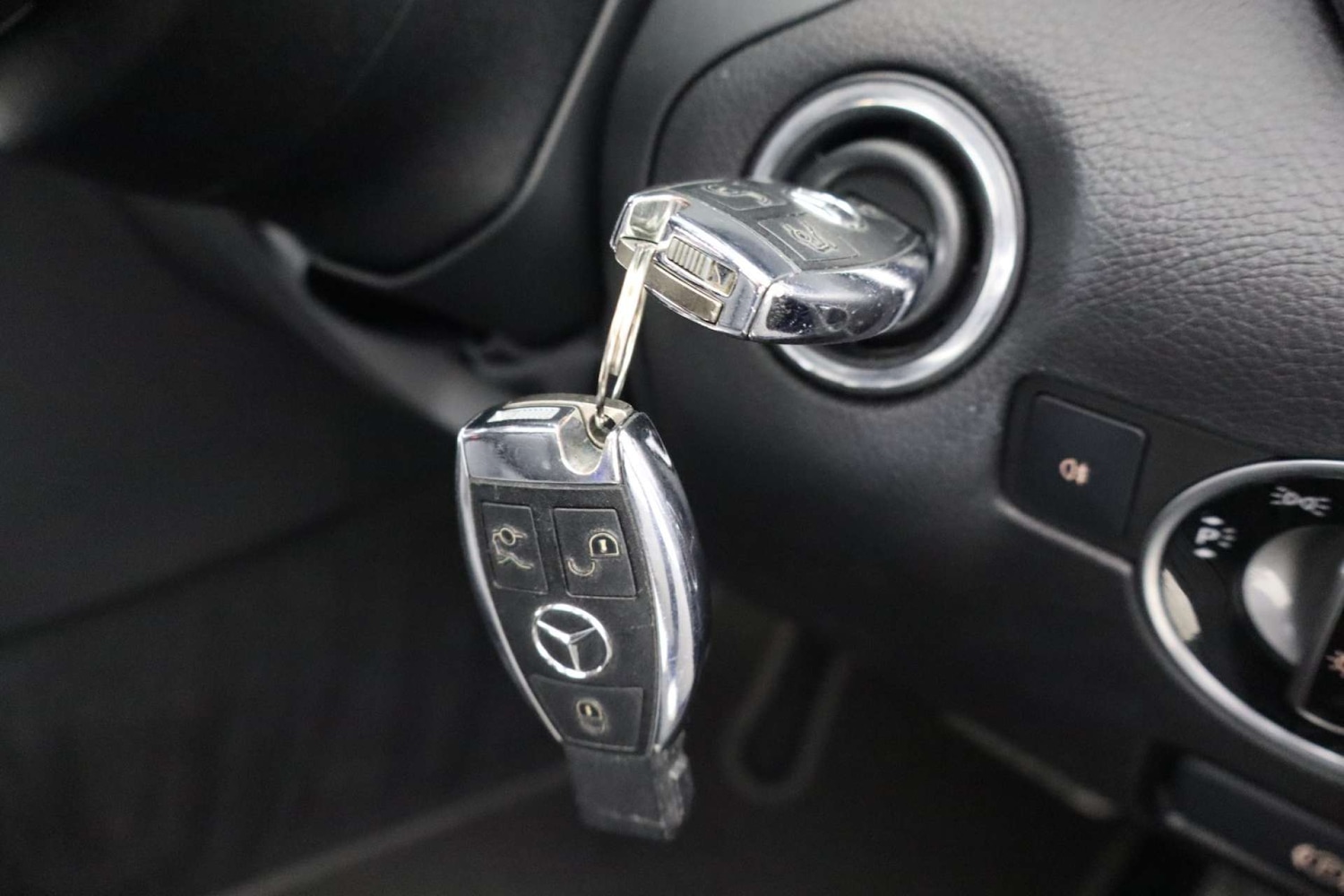 Used Mercedes-Benz SLC 2017 for sale - 76618138: Photo 22