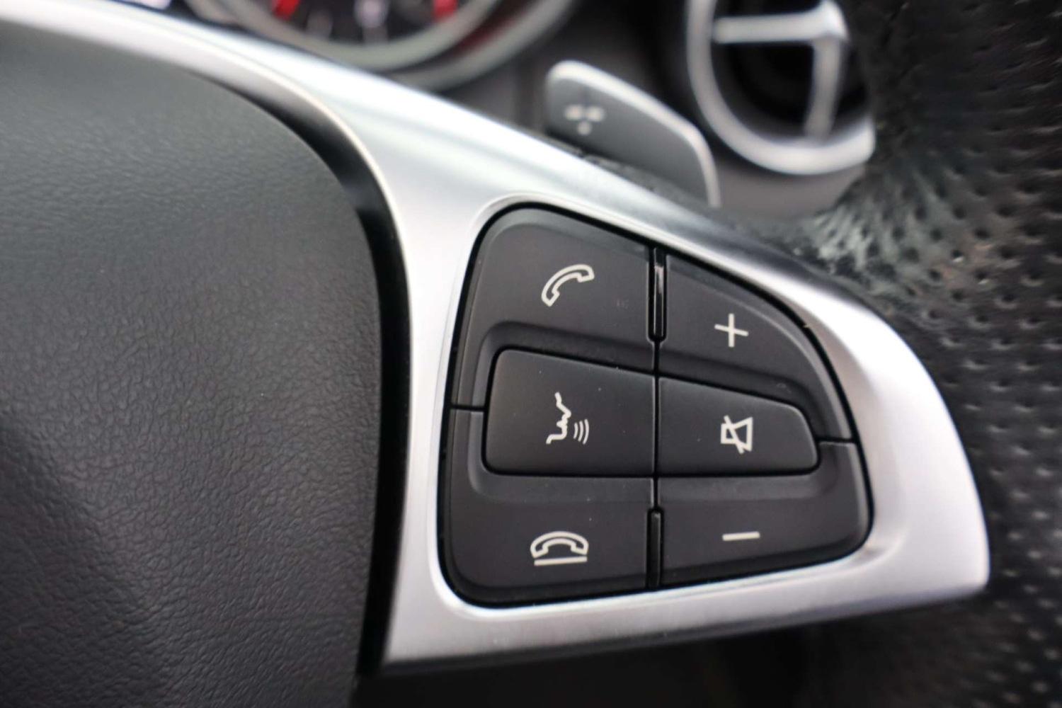 Used Mercedes-Benz SLC 2017 for sale - 76618138: Photo 27