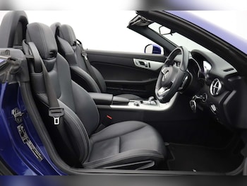 Used Mercedes-Benz SLC 2017 for sale - 76618138: Photo