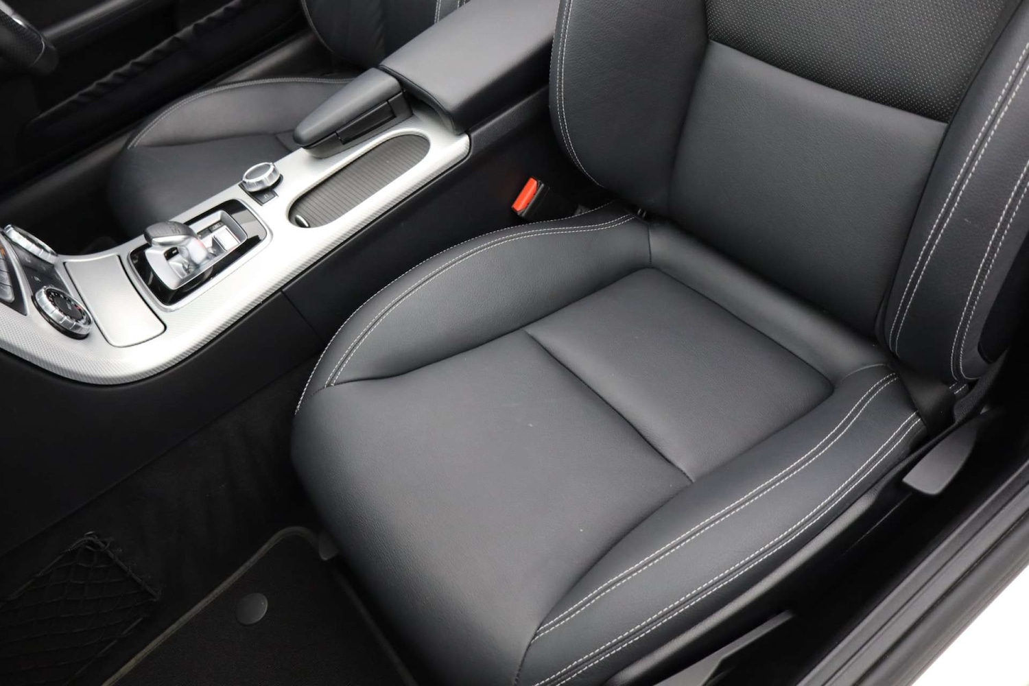 Used Mercedes-Benz SLC 2017 for sale - 76618138: Photo 46