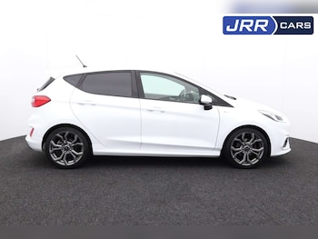 Used Ford Fiesta 2018 for sale - 77039151: Photo