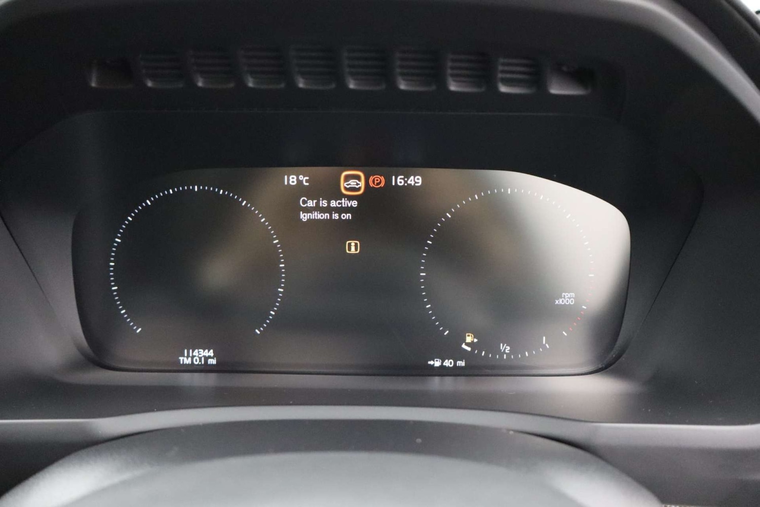 Used Volvo XC90 2017 for sale - 76182695: Photo 31