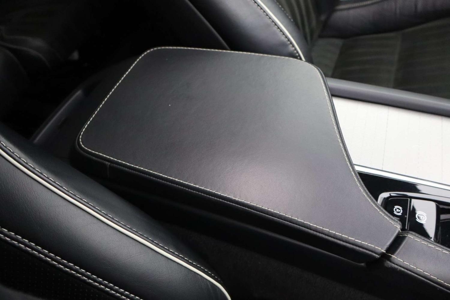 Used Volvo XC90 2017 for sale - 76182695: Photo 36