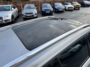 Used Volkswagen Golf 2020 for sale - 76741535: Photo