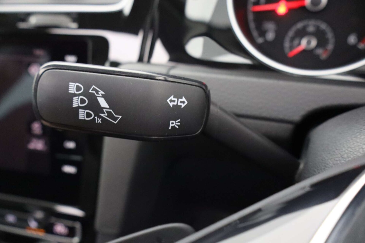 Used Volkswagen Golf 2020 for sale - 76741535: Photo 40