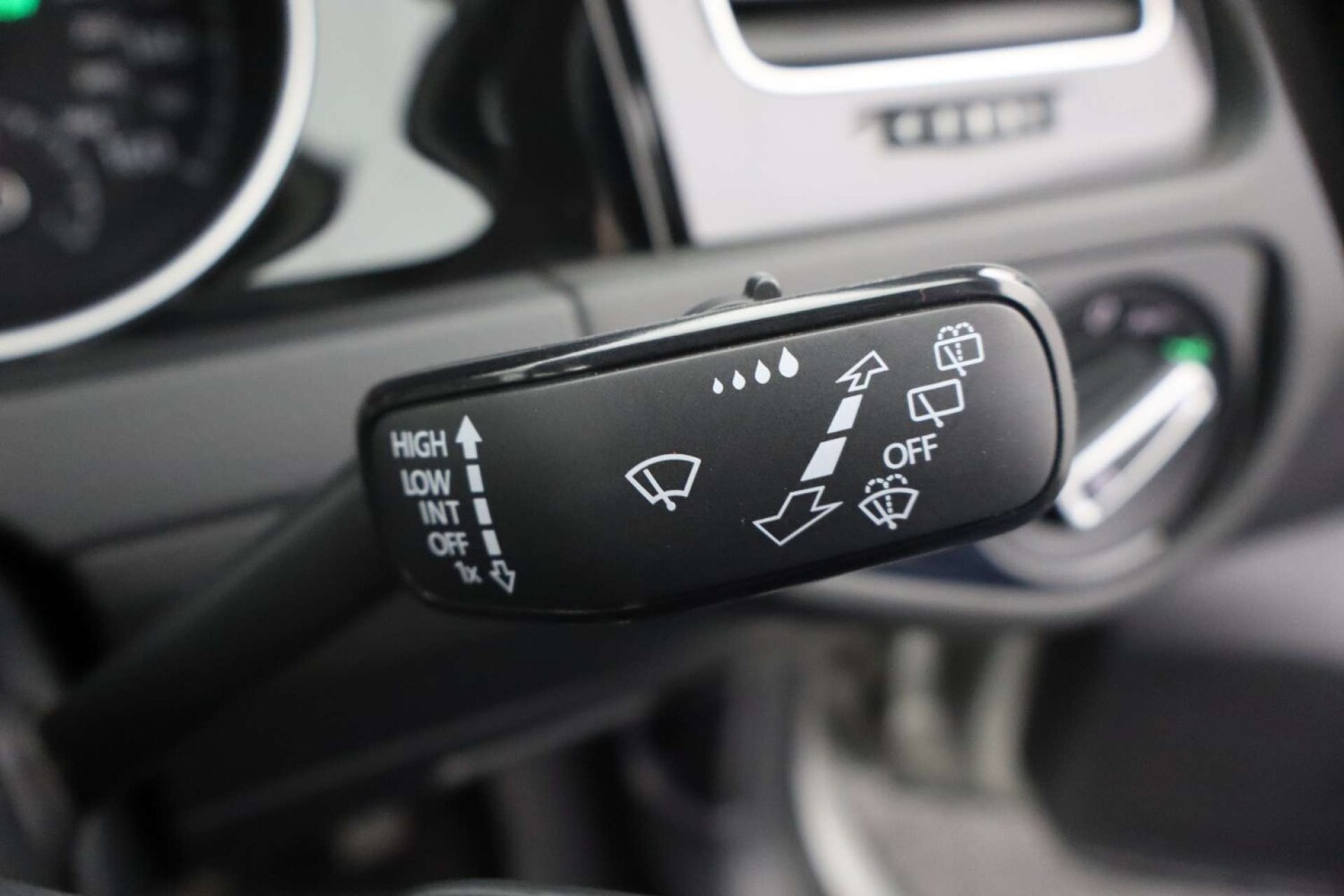 Used Volkswagen Golf 2020 for sale - 76741535: Photo 42