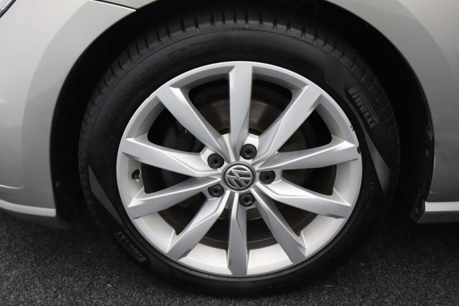 Used Volkswagen Golf 2020 for sale - 76741535: Photo 59