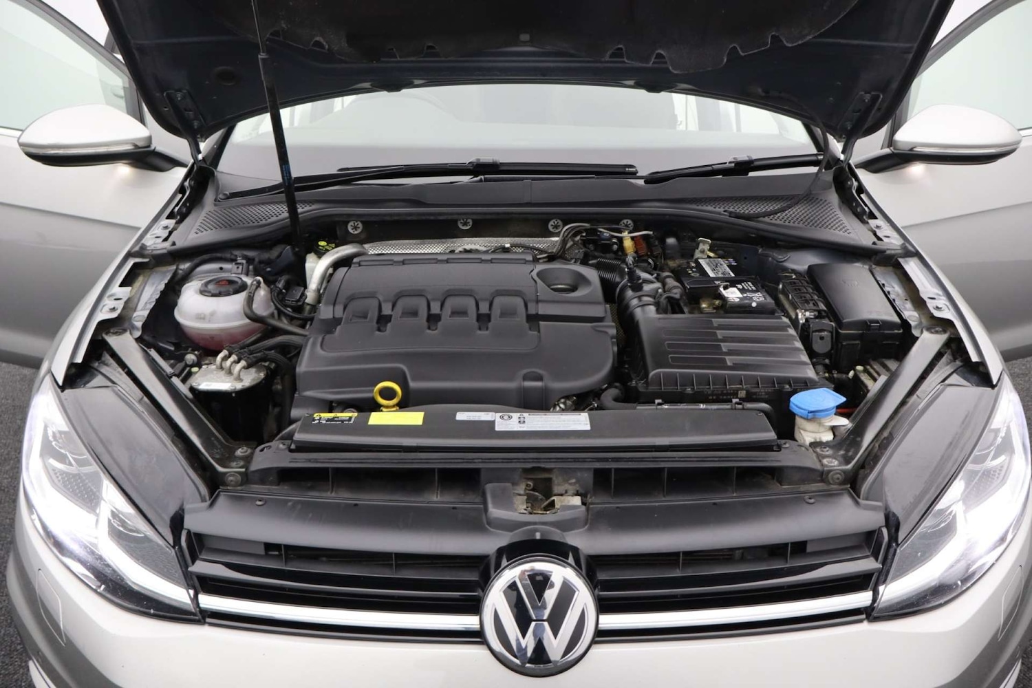 Used Volkswagen Golf 2020 for sale - 76741535: Photo 61