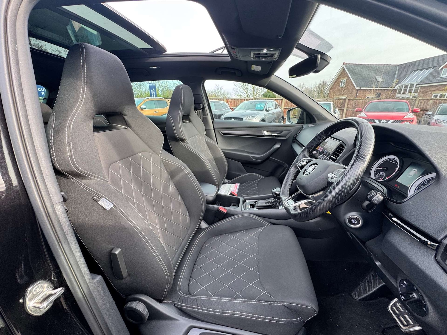 Used Skoda Karoq 2021 for sale - 77581165: Photo 10