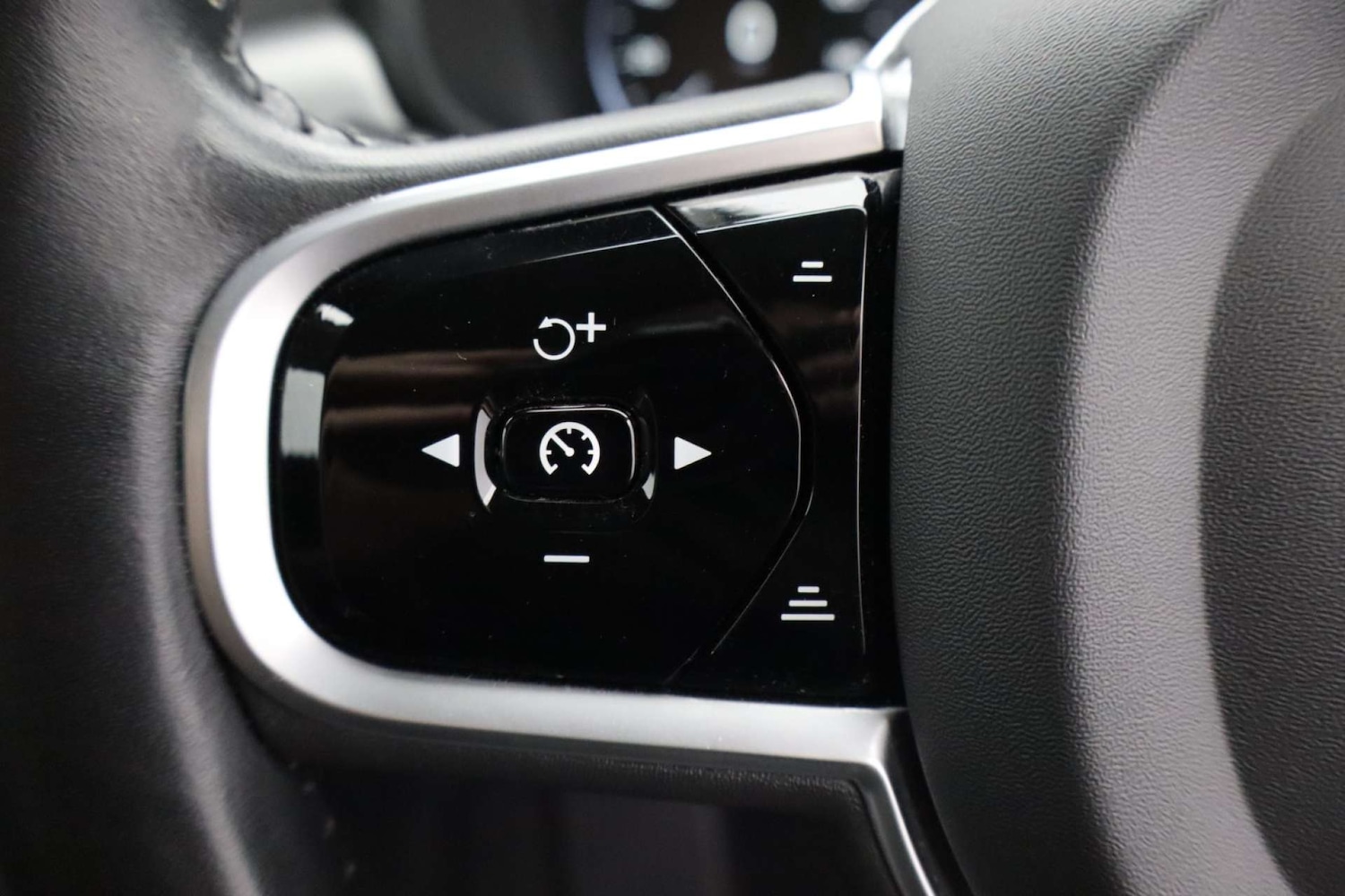 Used Volvo V90 2019 for sale - 76182703: Photo 30