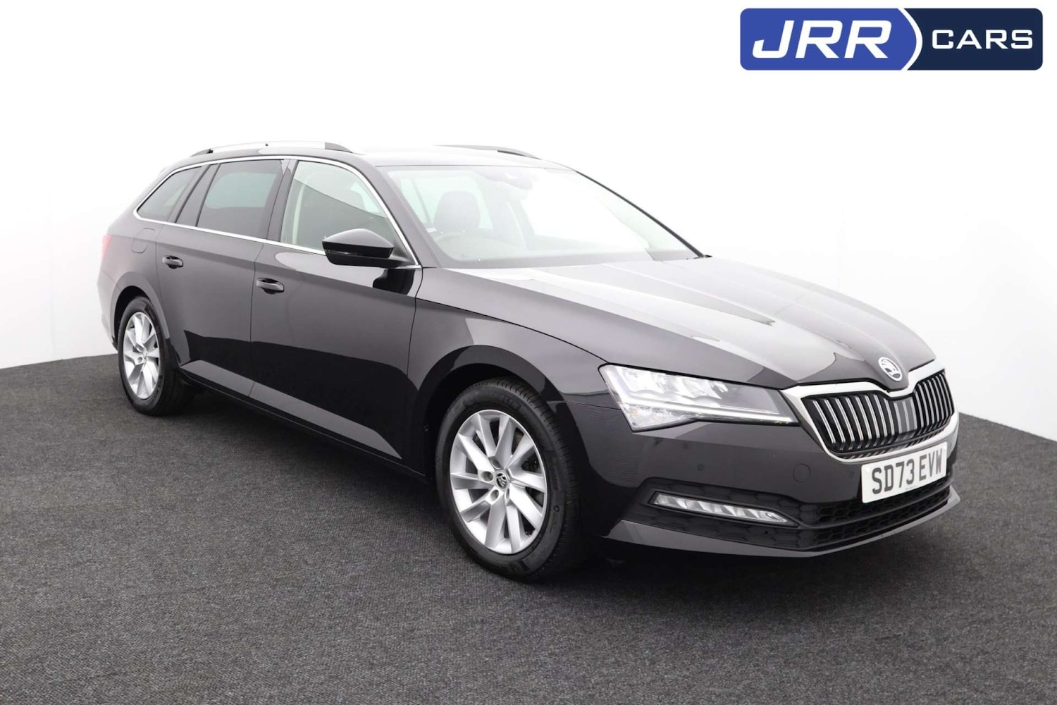 Used Skoda Superb 2023 for sale - 76182610: Photo 1