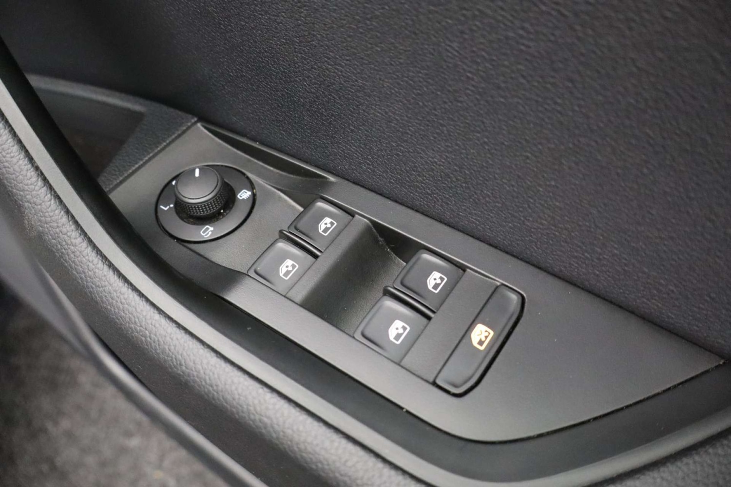 Used Skoda Superb 2023 for sale - 76182610: Photo 21