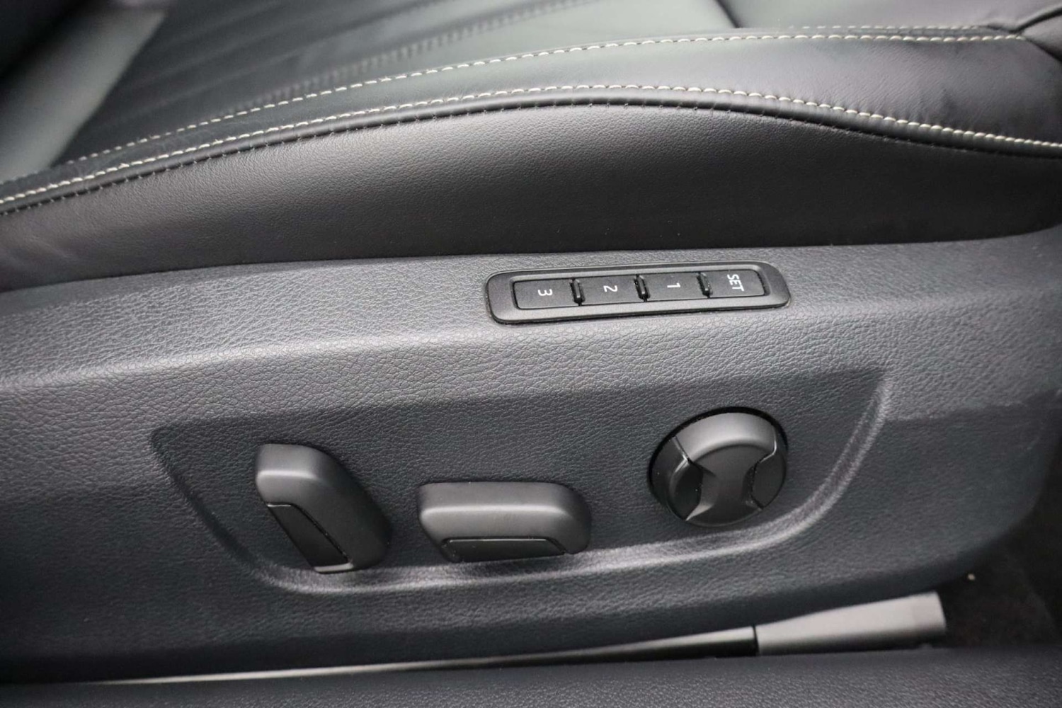 Used Skoda Superb 2023 for sale - 76182610: Photo 22