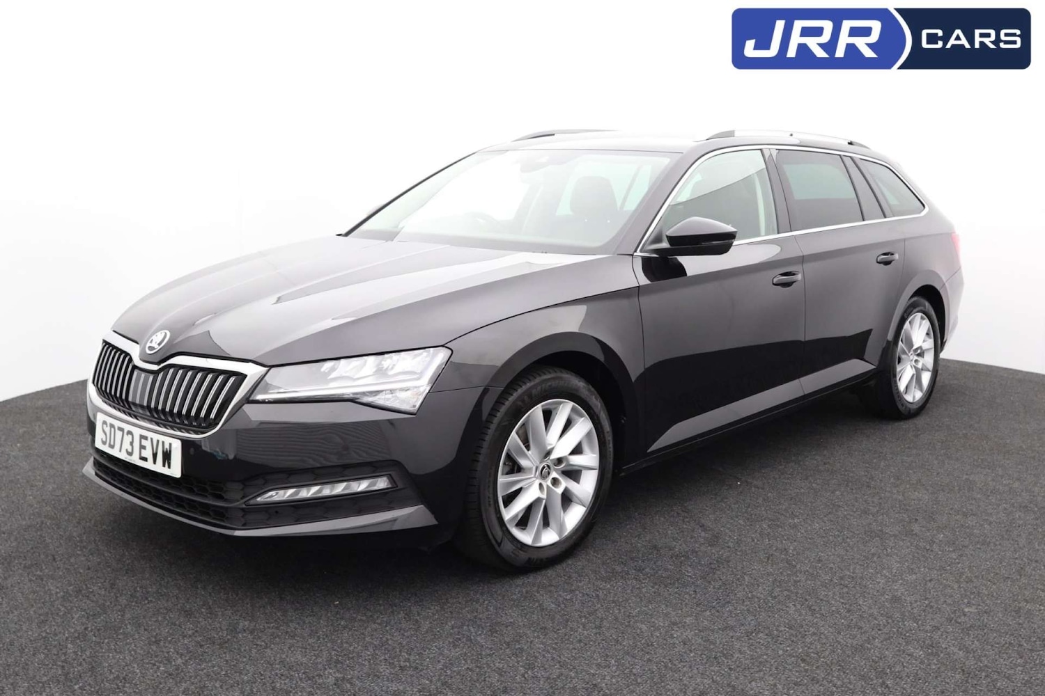 Used Skoda Superb 2023 for sale - 76182610: Photo 3