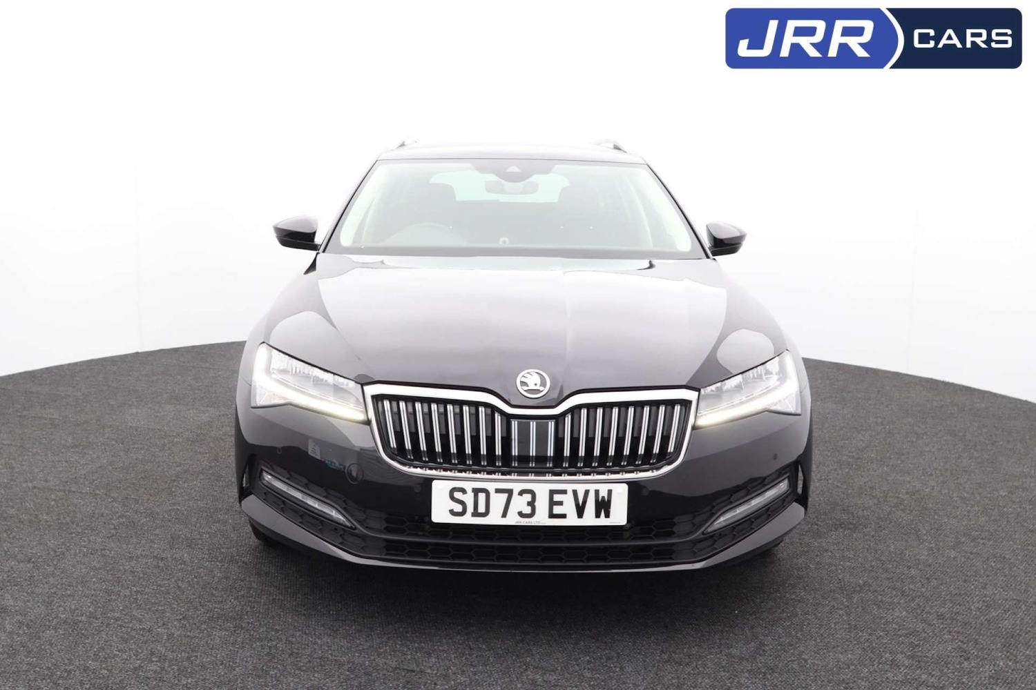 Used Skoda Superb 2023 for sale - 76182610: Photo 4
