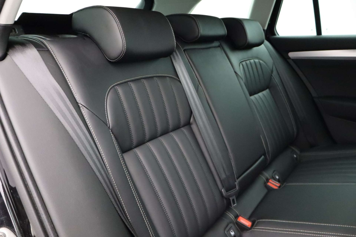Used Skoda Superb 2023 for sale - 76182610: Photo 45