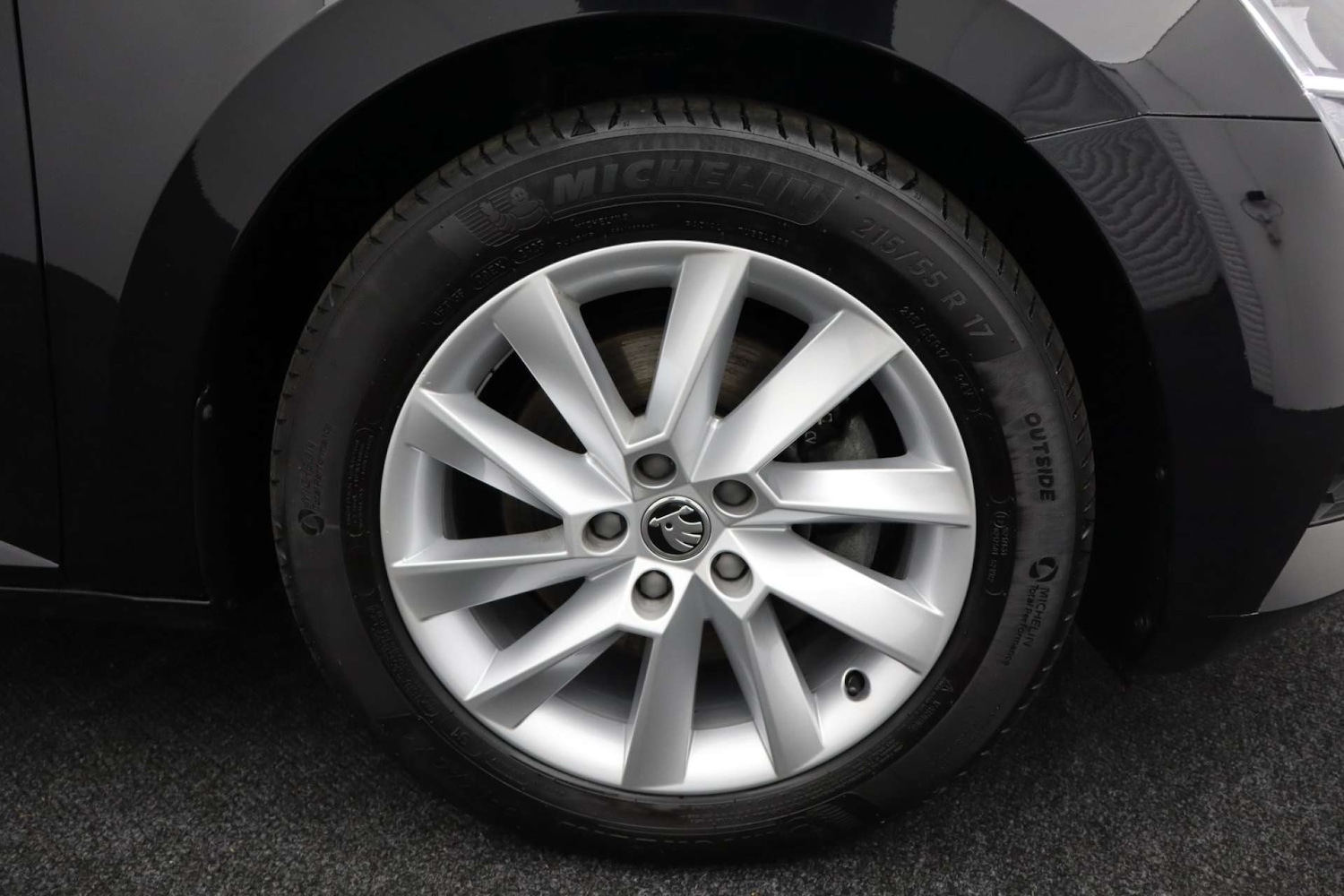 Used Skoda Superb 2023 for sale - 76182610: Photo 56