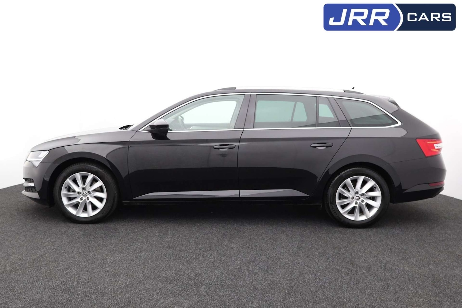 Used Skoda Superb 2023 for sale - 76182610: Photo 9