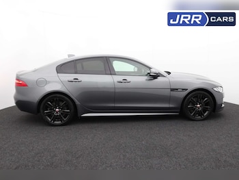 Used Jaguar XE 2018 for sale - 76182685: Photo