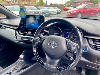 Used Toyota C-HR 2019 for sale - 79087499: Photo