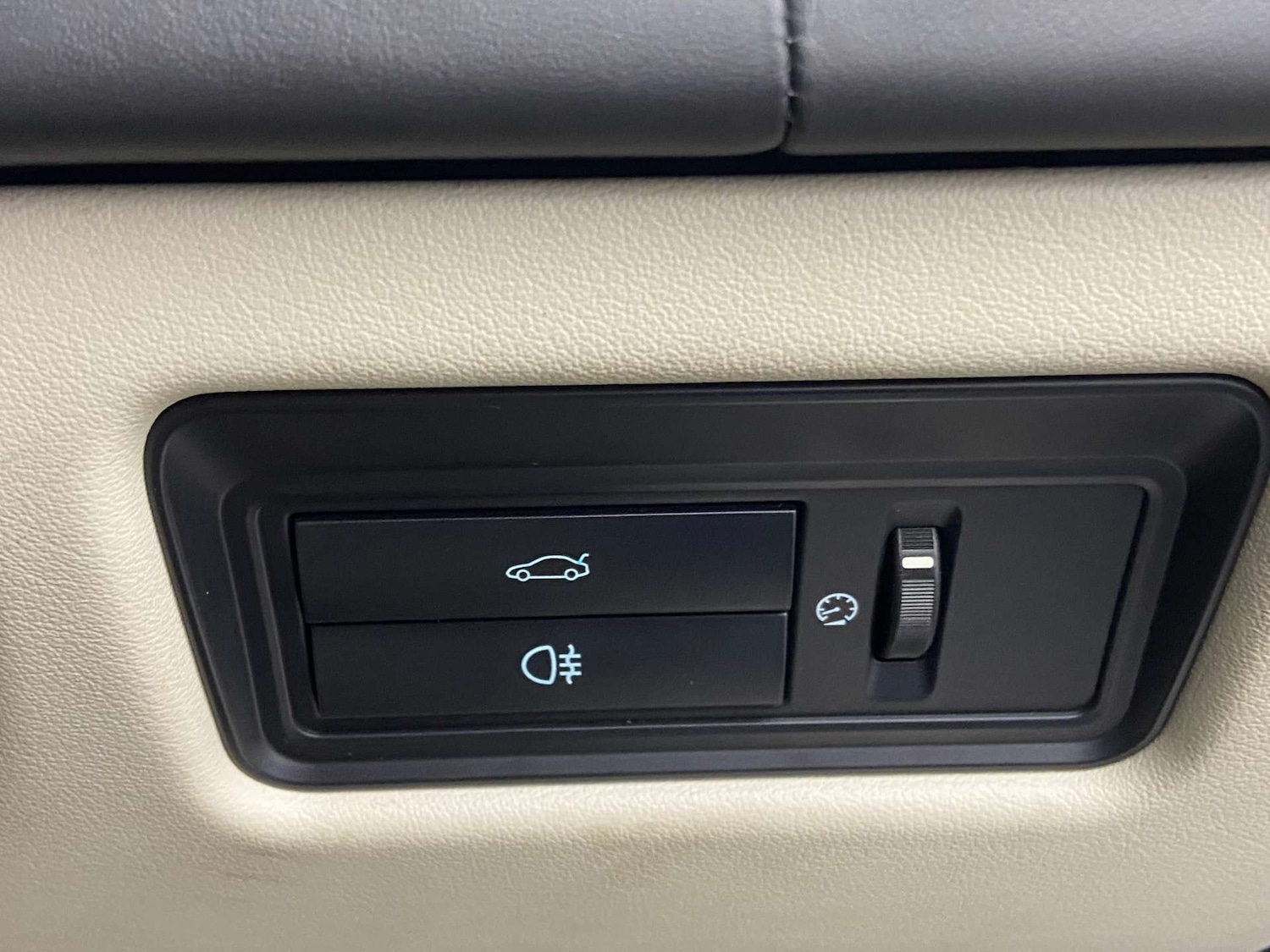 Used Jaguar XJ 2016 for sale - 76741533: Photo 35