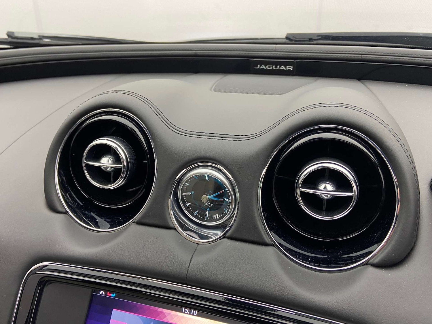 Used Jaguar XJ 2016 for sale - 76741533: Photo 36