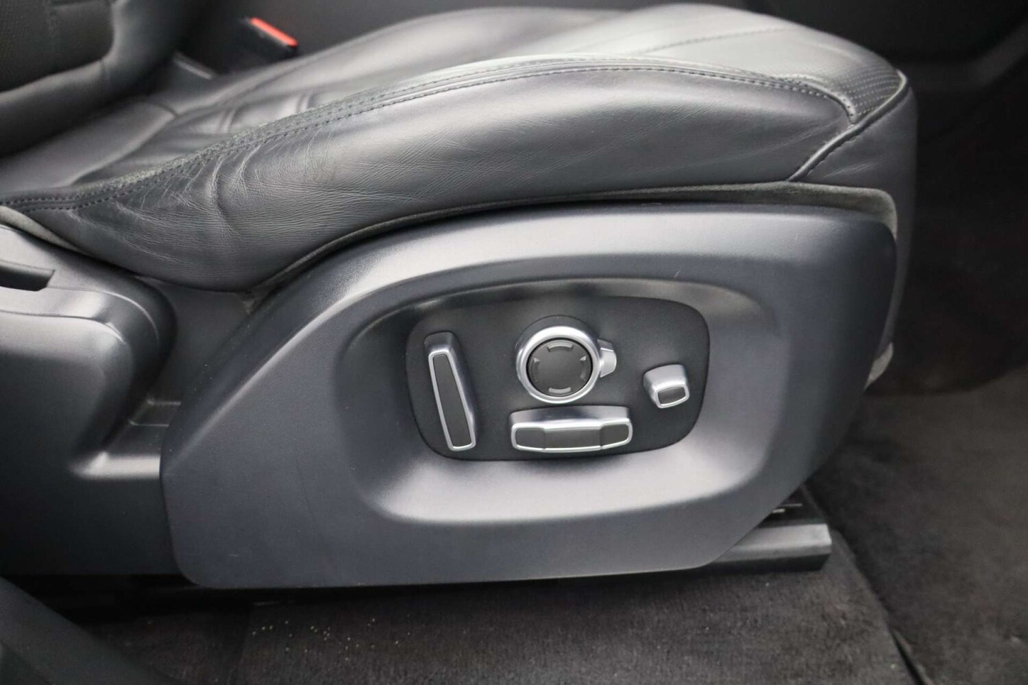 Used Land Rover Range Rover Sport 2017 for sale - 78211877: Photo 15