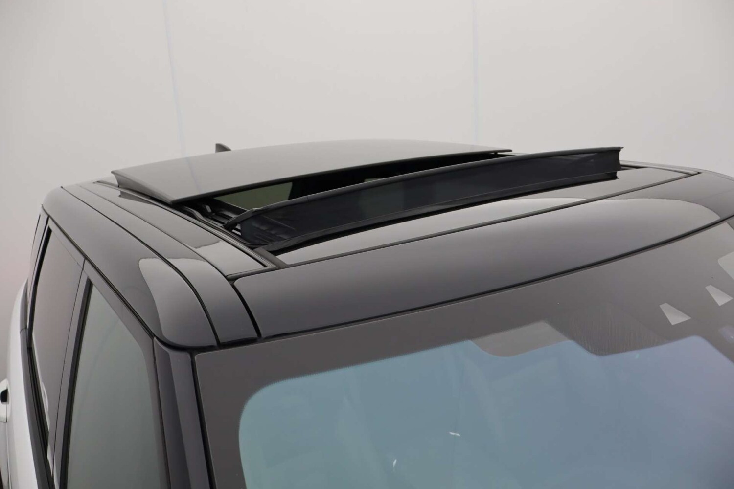 Used Land Rover Range Rover Sport 2017 for sale - 78211877: Photo 23