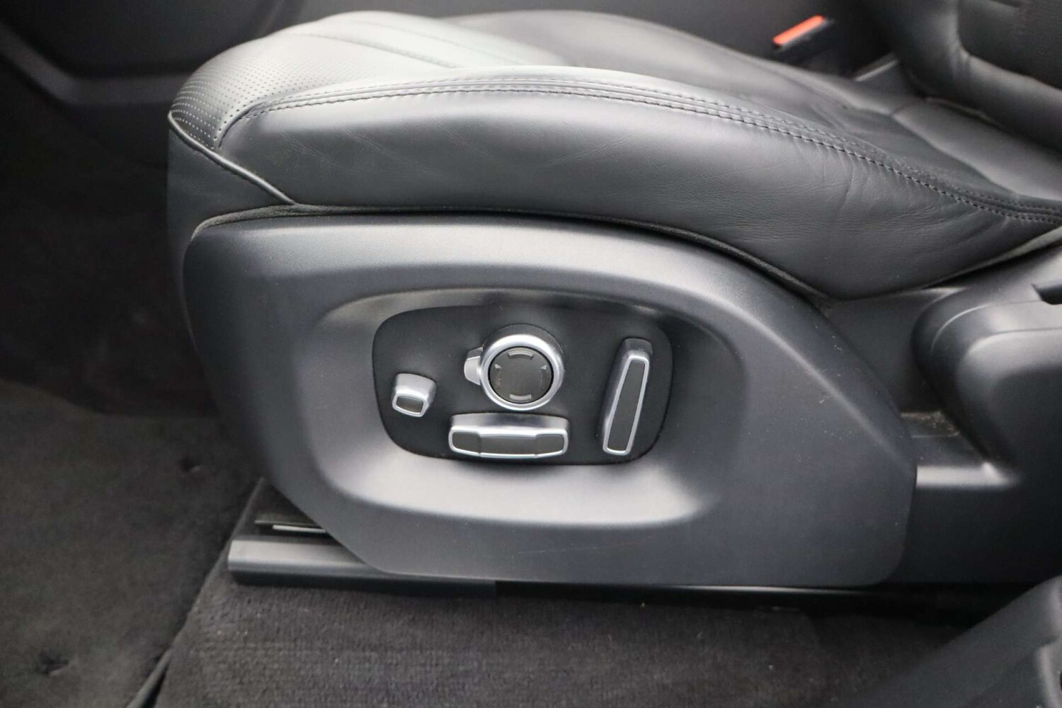 Used Land Rover Range Rover Sport 2017 for sale - 78211877: Photo 40