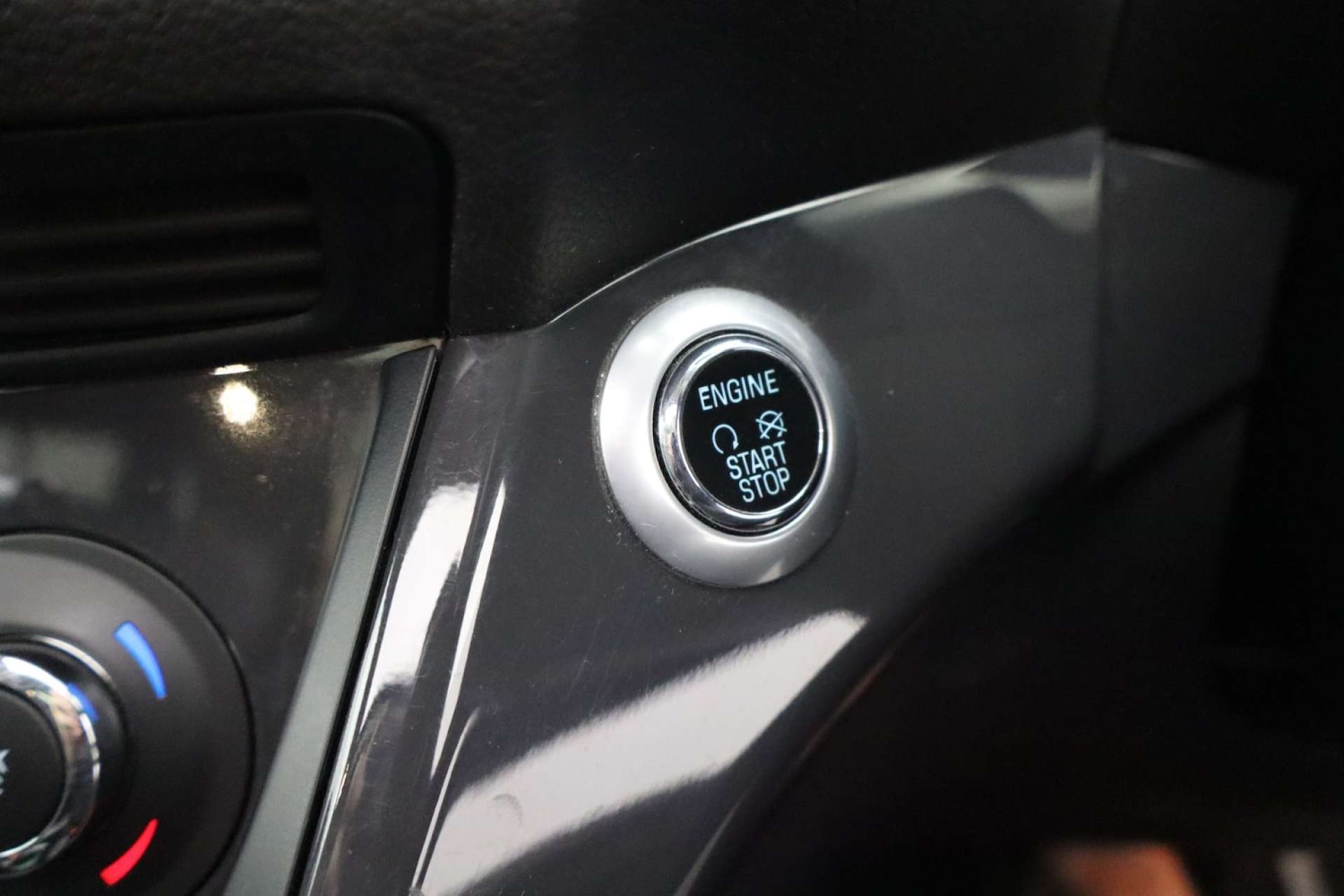 Used Ford Kuga 2015 for sale - 76481378: Photo 21