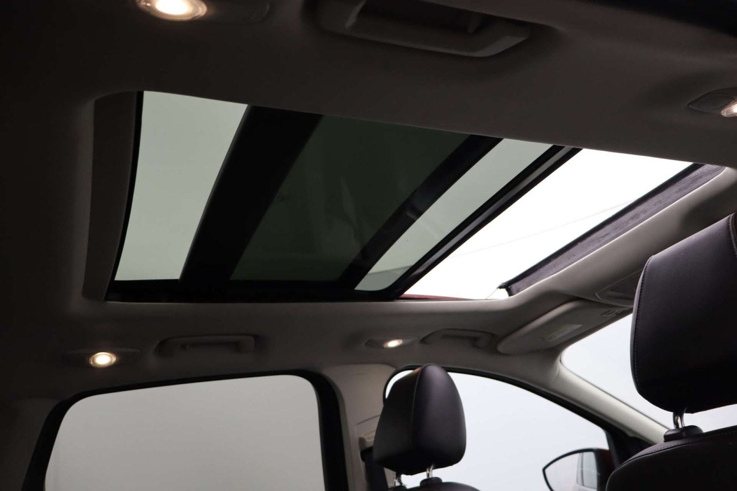 Used Ford Kuga 2015 for sale - 76481378: Photo 26