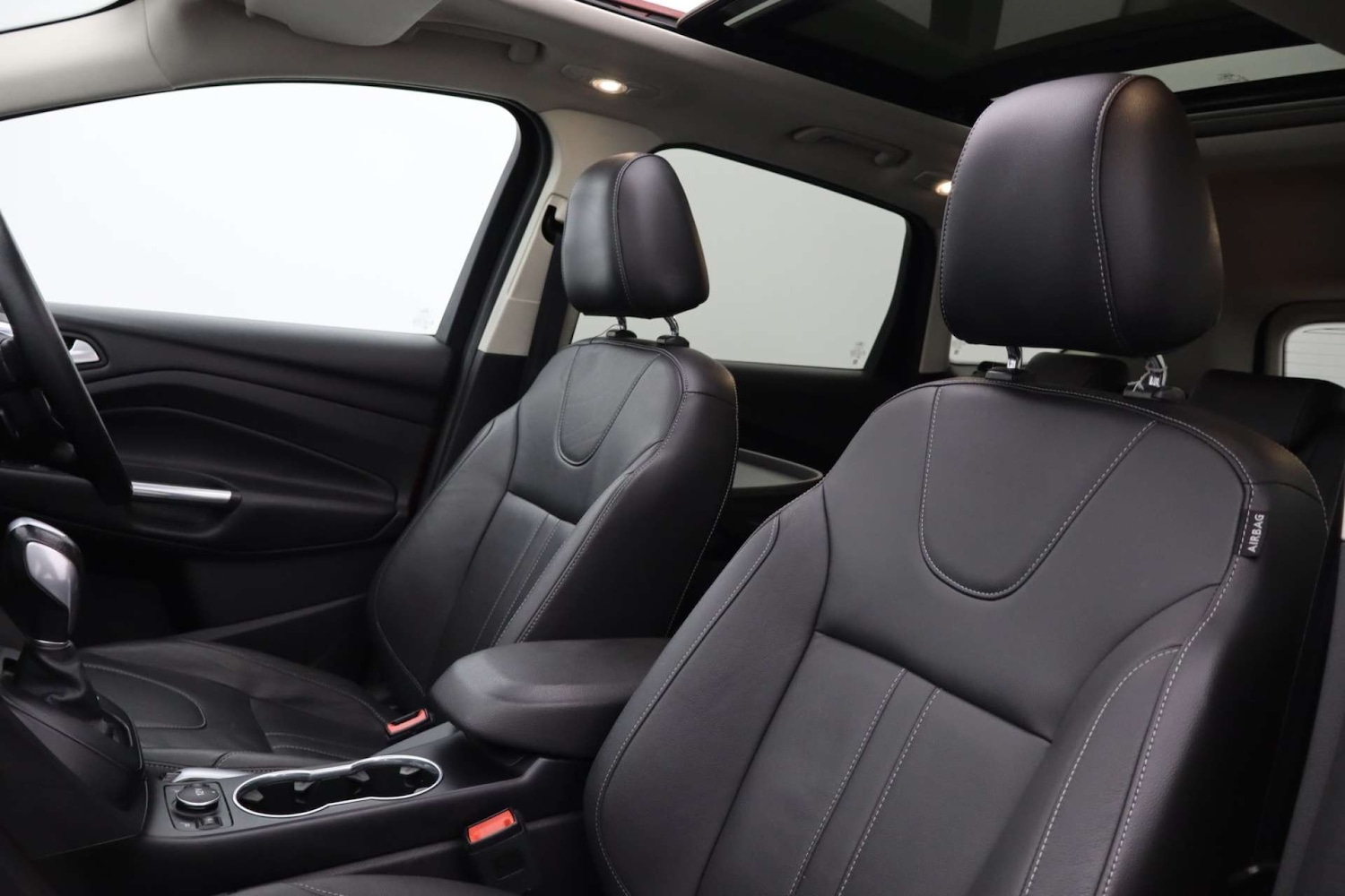 Used Ford Kuga 2015 for sale - 76481378: Photo 35