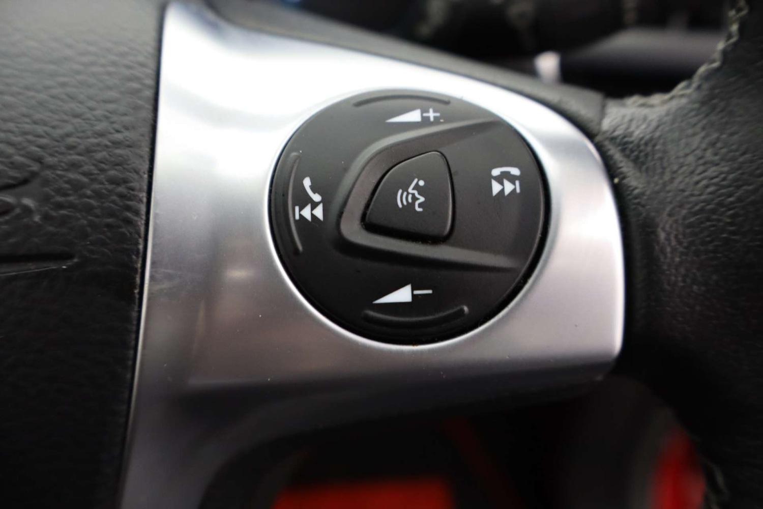 Used Ford Kuga 2015 for sale - 76481378: Photo 48