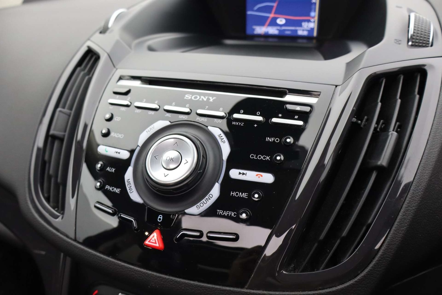 Used Ford Kuga 2015 for sale - 76481378: Photo 51