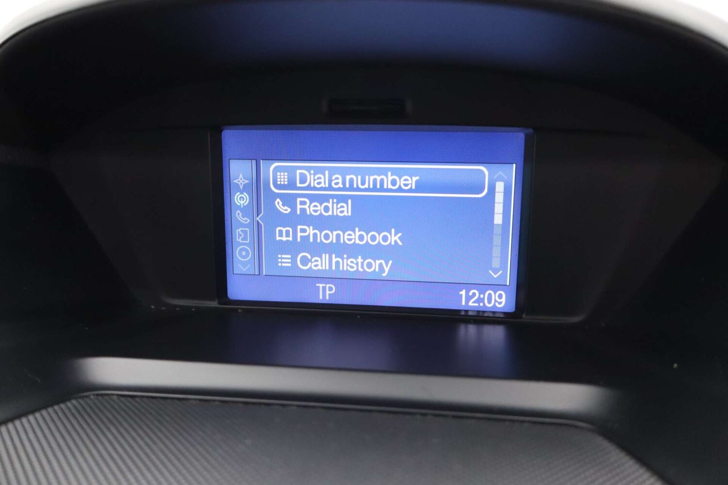 Used Ford Kuga 2015 for sale - 76481378: Photo 56