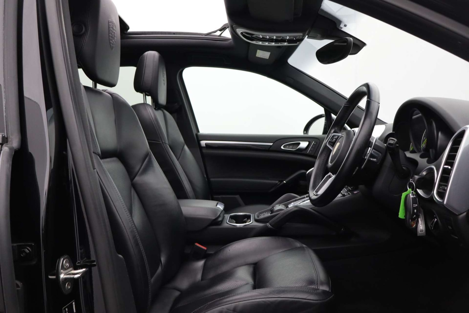 Used Porsche Cayenne 2017 for sale - 77061746: Photo 13