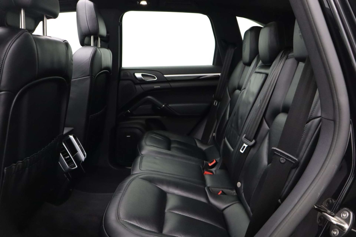 Used Porsche Cayenne 2017 for sale - 77061746: Photo 16