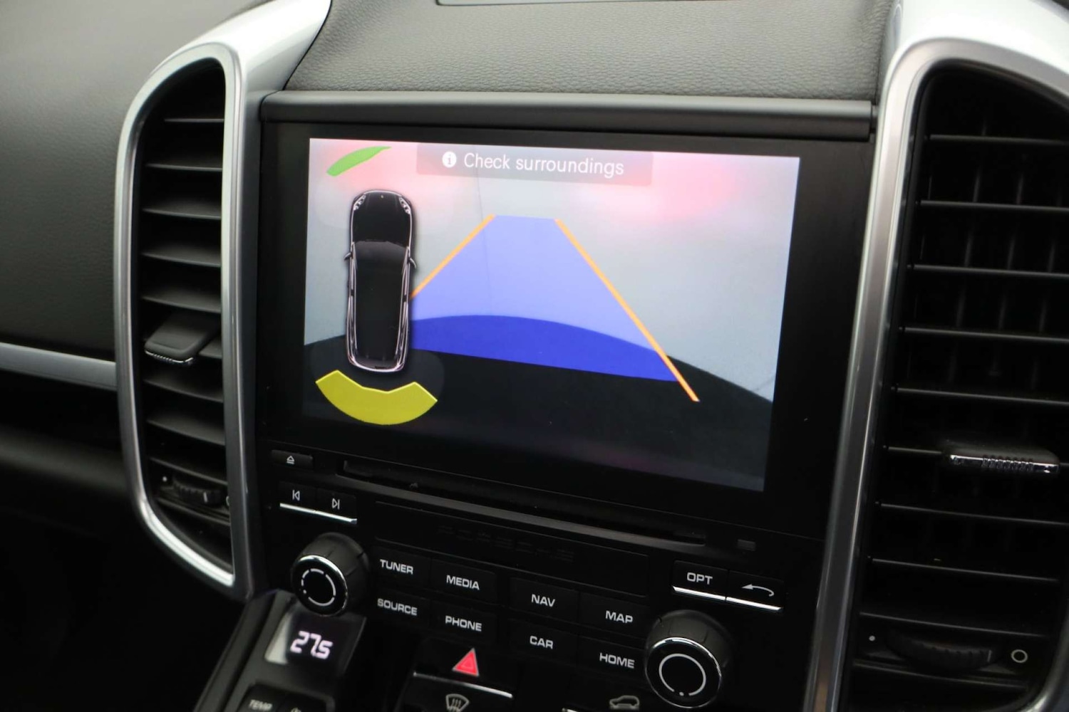 Used Porsche Cayenne 2017 for sale - 77061746: Photo 3