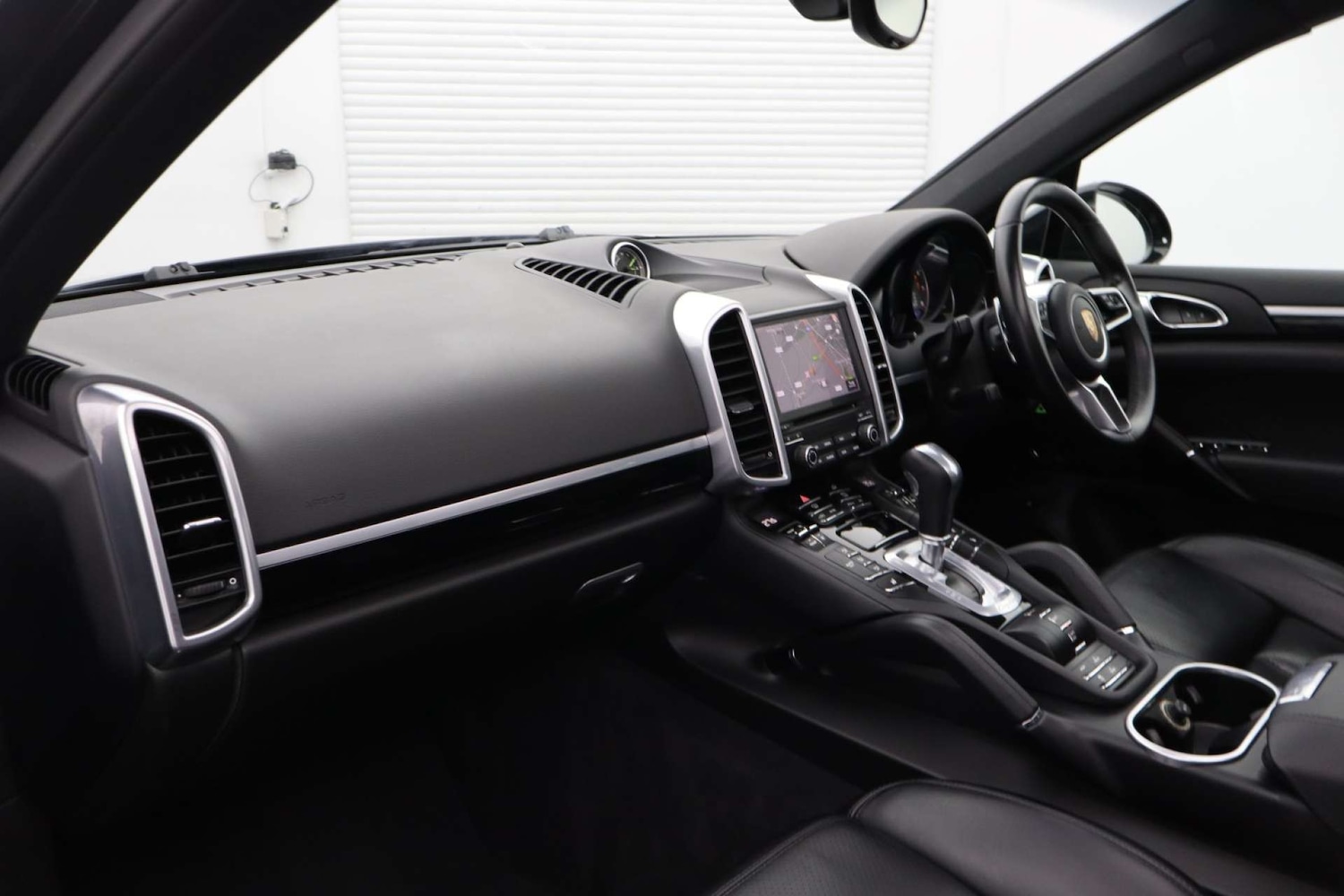 Used Porsche Cayenne 2017 for sale - 77061746: Photo 30