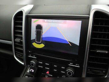 Used Porsche Cayenne 2017 for sale - 77061746: Photo