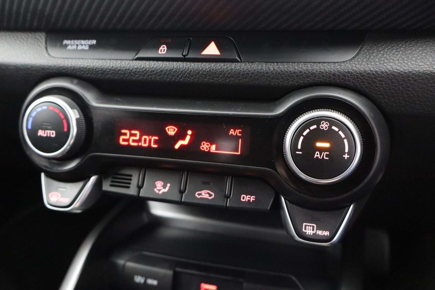 Used Kia Stonic 2023 for sale - 77423738: Photo 45