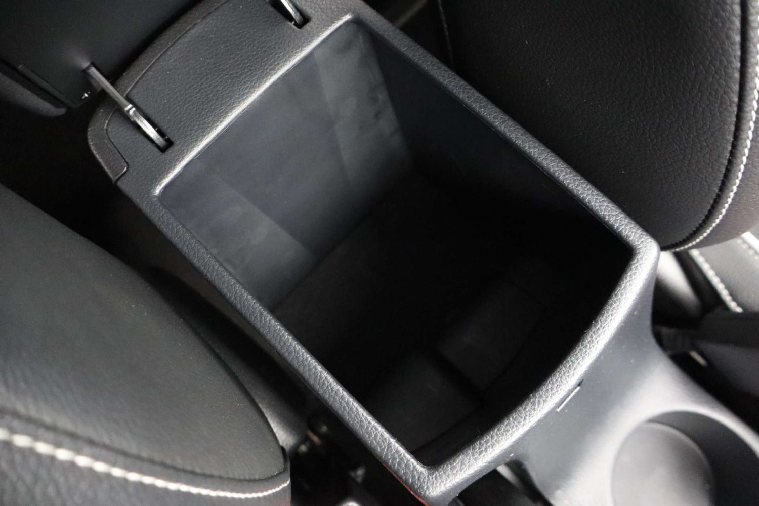 Used Kia Stonic 2023 for sale - 77423738: Photo 50